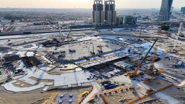 الجدار الخارجي بداية ملامح استاد أرامكو.. فيديو