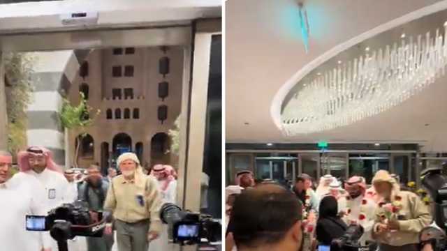 أهالي المدينة يستقبلون وفد الحجاج الإسبان بـ طلع البدر علينا .. فيديو