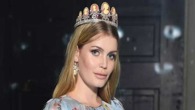 ابنة شقيق الأميرة ديانا تخالف البروتوكول الملكي بصورها