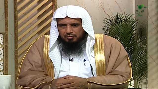 الشيخ الخثلان يوضح حكم صيد الثعلب والضبع لغرض العلاج .. فيديو