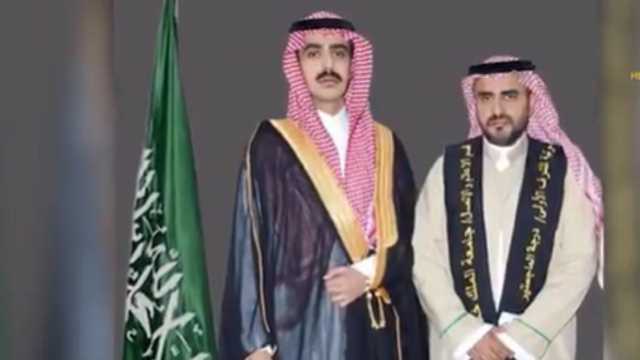 مواطن وابنه يحصلان على الماجستير معا .. فيديو