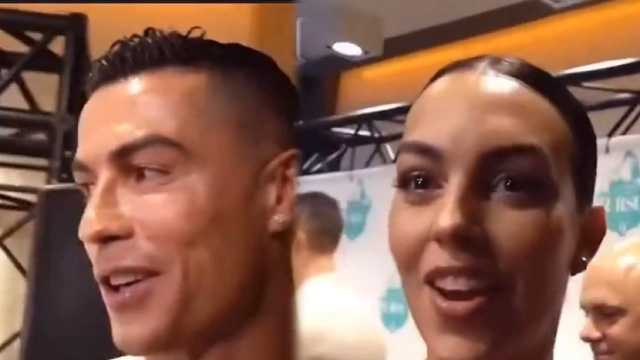 ردة فعل جورجينا ورونالدو بعد سؤال مذيعة حول موعد زفافهما.. فيديو