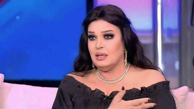 فيفي عبده تفاجئ جمهورها: زرت طبيب نفسي بسبب أحداث غزة