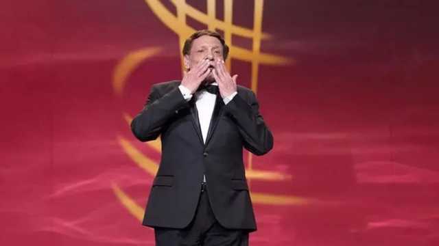 ثلاثة أفلام من أرشيف عادل إمام تُبعث من جديد تزامنًا مع يوم ميلاده الـ 85