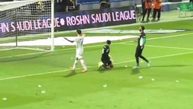 نيفيز يحتفل بالفوز أمام نواف العقيدي .. فيديو