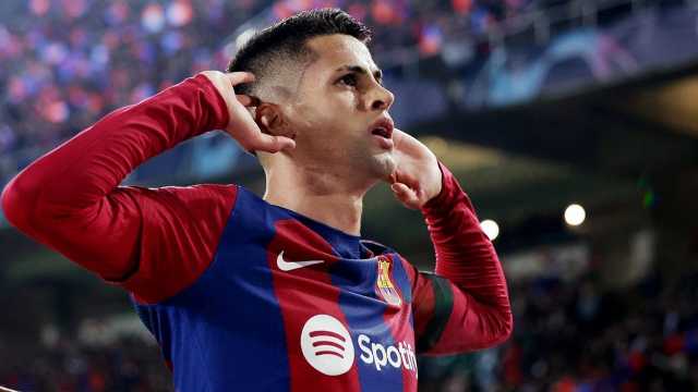 برشلونة يتحرك لاستعادة كانسيلو من الهلال