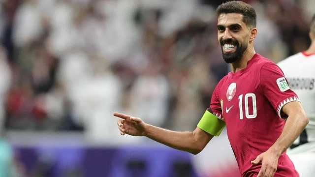 رسميًا ..الهيدوس يعود لمنتخب قطر بطلب من لوبيتيغي