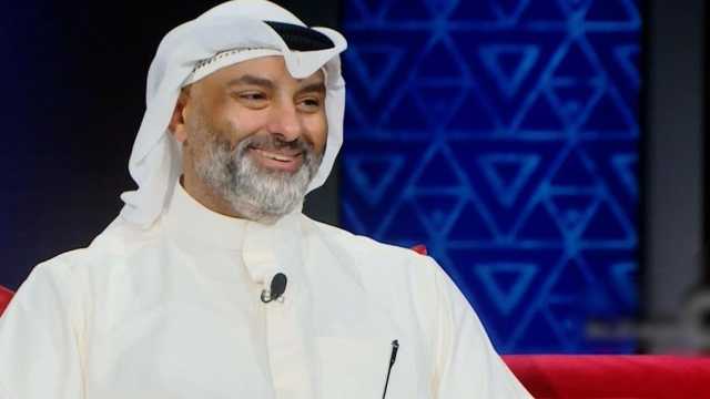 الحداد: فوائد الاستحمام بالماء البارد تمتد للقلب والعقل والمزاج.. فيديو
