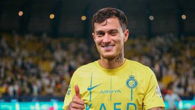 النصر ينفي وجود مفاوضات مع نيوم بشأن انتقال أوتافيو
