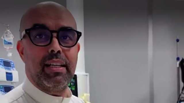 حاج جزائري يروي موقفًا إنسانيًا مؤثرًا مع وزير الصحة .. فيديو