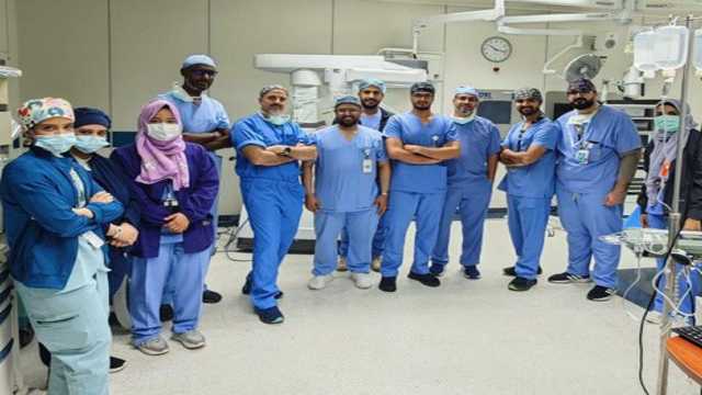روبوت جراحي ينقذ حاجة صينية في مكة