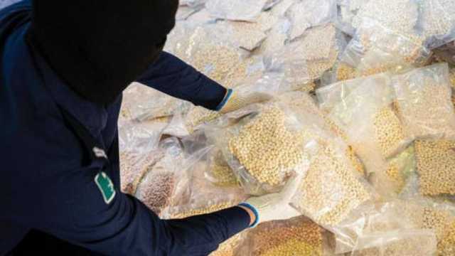 إحباط تهريب 922 كيلوغرامًا من المواد المخدرة و20 مليون حبة مخدرة ومحظورة خلال عام