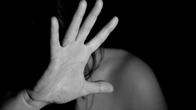 القبض على شاب تحرش بأجنبية داخل مول شهير