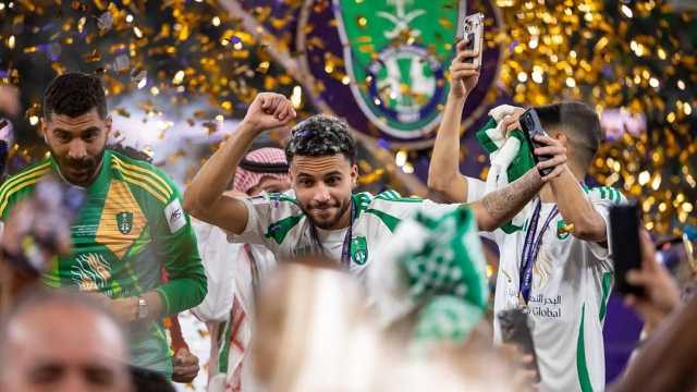 نادي برازيلي مهتم بضم نجم الأهلي ألكساندر