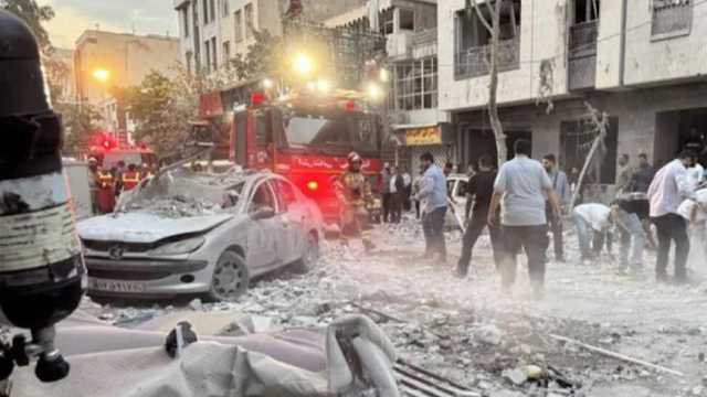 إيران تعلن مقتل ثلاثة من علمائها وثلاثة من الحرس الثوري