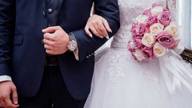 القبض على فتاة تزوجت 8 رجال لسرقة ذهب الخطبة