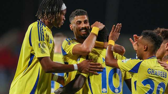النصر يعرض 3 لاعبين على الأندية التركية