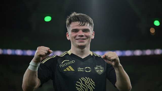 العتيبي: ماتيو دامس مستمر مع الأهلي وسيشارك مع الرديف