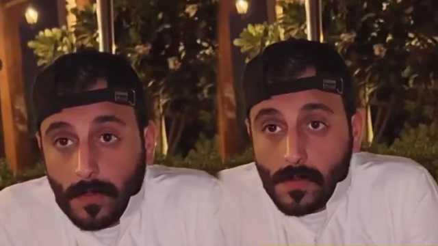 سعيد الزهراني يثير الجدل بالكشف عن أغرب شئ تقوم به زوجته في المنزل.. فيديو