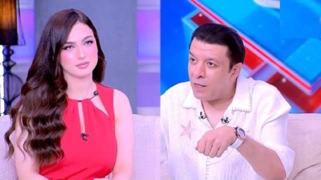 مصطفى كامل لياسمين عز: ينفع أقوم أبوسك أو أحضنك