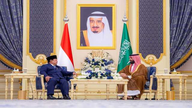 ولي العهد ورئيس إندونيسيا يعقدان جلسة مباحثات رسمية.. فيديو