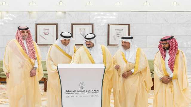 نائب أمير الرياض يُدشّن 6 مشاريع للطرق بتكلفة 380 مليون ريال