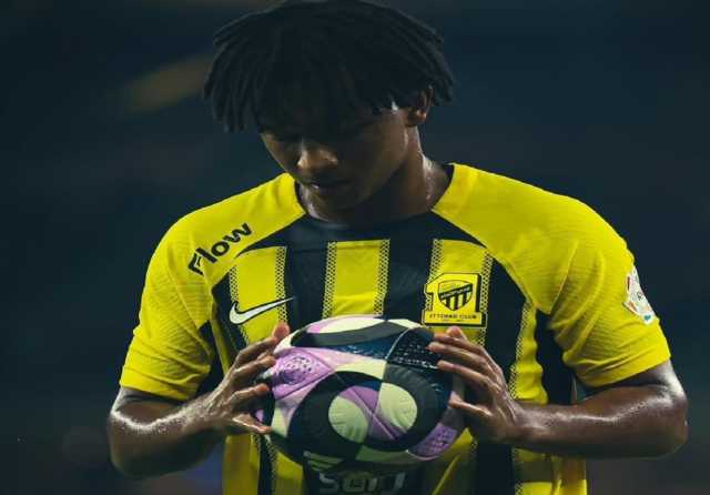 الاتحاد يُبلغ عوض الناشري وعبدالإله هوساوي بالخروج من الفريق