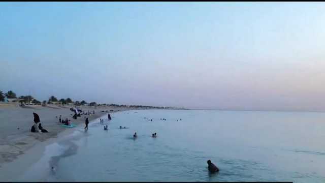 حرس الحدود.. مهام متعددة لسلامة المتنزهين بالواجهة البحرية في الخفجي..فيديو