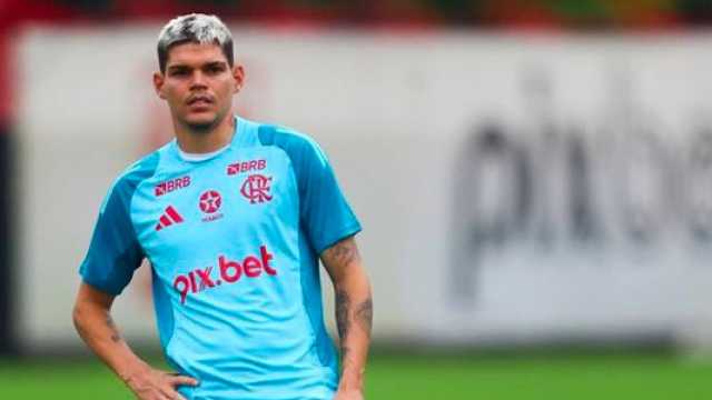 النصر يدرس التعاقد مع أيرتون لوكاس بطلب من جيسوس