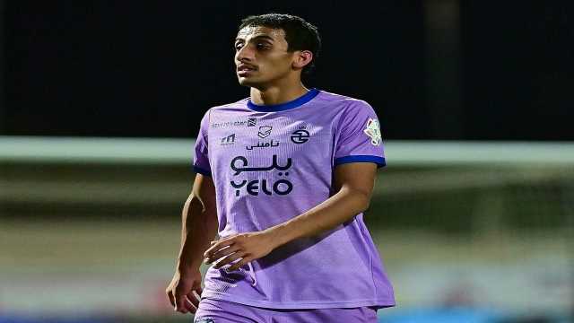 الاتحاد ونيوم يزاحمان على توقيع الهمامي والنصر خارج المشهد