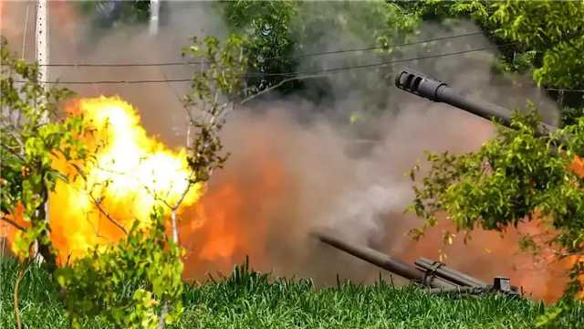 تايلاند تحشد قواتها استعدادًا لحرب شاملة محتملة ضد كمبوديا ..فيديو