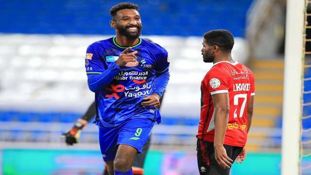 الفتح يطالب بالتحقيق في انتقال فراس البريكان إلى الأهلي
