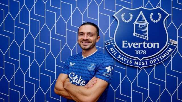 إيفرتون يتعاقد مع جاك غريليتش
