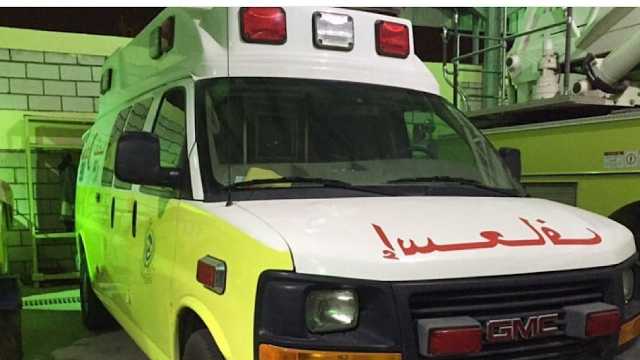 شاب يطعن زوجته ويلقي بنفسه مع طفلته من الطابق الخامس