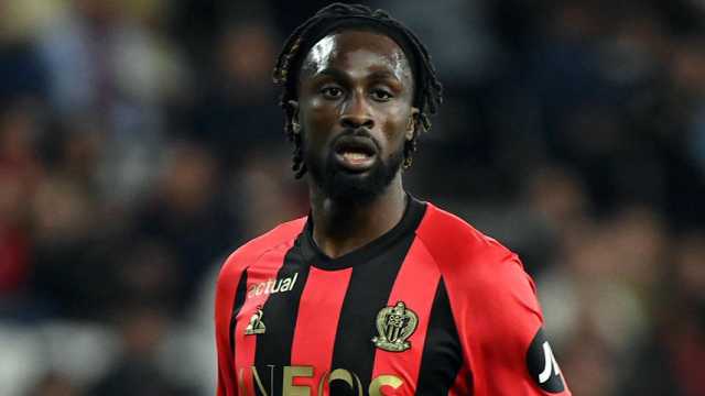 إيفان جيساند يرفض عرض نيوم ويختار أستون فيلا