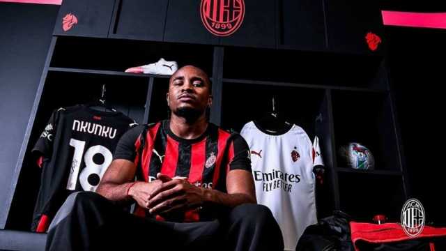 ميلان يتعاقد رسميًا مع الفرنسي نكونكو حتى 2030