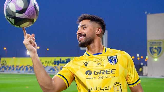 الخلود يتعاقد رسميًا مع هتان باهبري