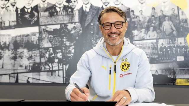 دورتموند يعلن تجديد عقد مدربه كوفاتش حتى 2027
