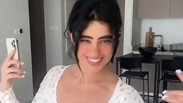 حبس فاشنستا كويتية ومصادرة هاتفها بسبب محتوى خادش