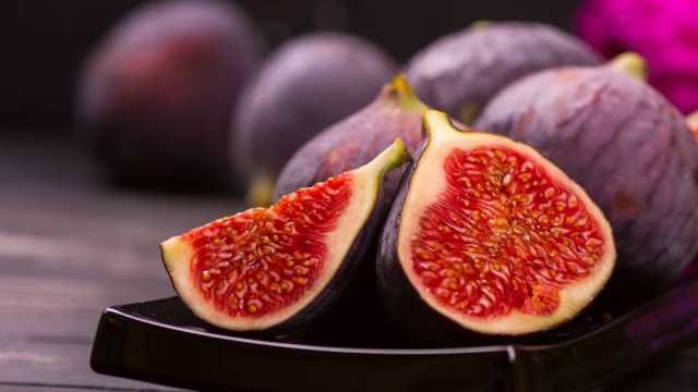 مختص عن فوائد التين: فاكهة غنية تدعم الهضم وتقوي المناعة .. فيديو