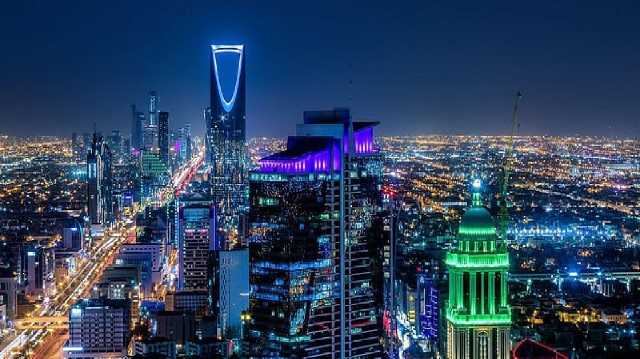 إغلاق أكثر من 10 لاونجات مخالفة بالرياض