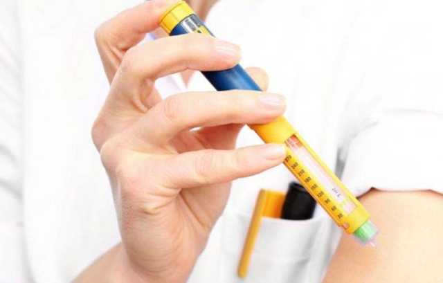 استشاري : مضاعفات قد تحدث مستقبلا لمن يأخذ إبر التنحيف.. فيديو