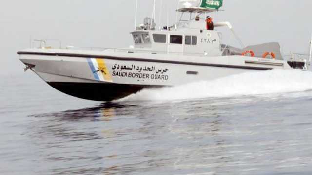 حرس الحدود بالمدينة المنورة ينقذ مواطنًا من الغرق أثناء ممارسة السباحة