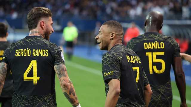 مبابي يقود تشكيل باريس سان جيرمان الرسمي ضد لانس بالدوري الفرنسي