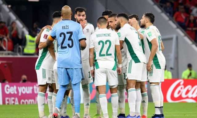رياض محرز على رأس قائمة منتخب الجزائر لمواجهة مصر ودياً