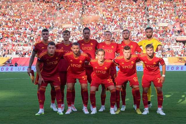 روما يستهل موسمه في الدوري الإيطالي بتعادل محبط مع ساليرنيتانا
