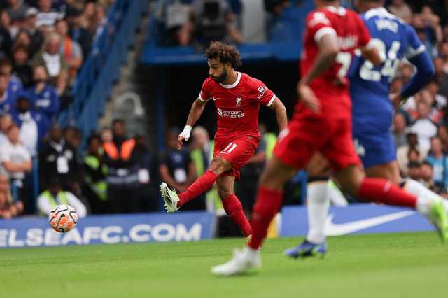 محمد صلاح يصنع هدفًا وليفربول يتعادل مع تشيلسي في الشوط الأول.. فيديو