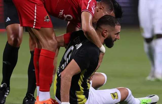 الدوري السعودي للمحترفين.. فحص طبي يحدد موقف بنزيما من كلاسيكو الهلال