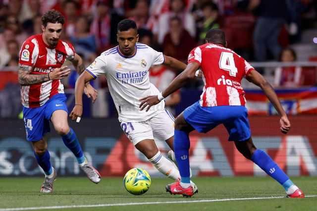 غضب في ريال مدريد من حكم مباراة الديربي لهذا السبب
