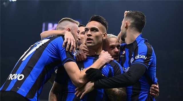 تورام ولاوتارو في هجوم إنتر ميلان أمام ساسولو بالدوري الإيطالي